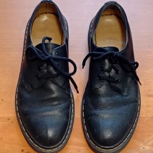 Dr Martens Low Shoes